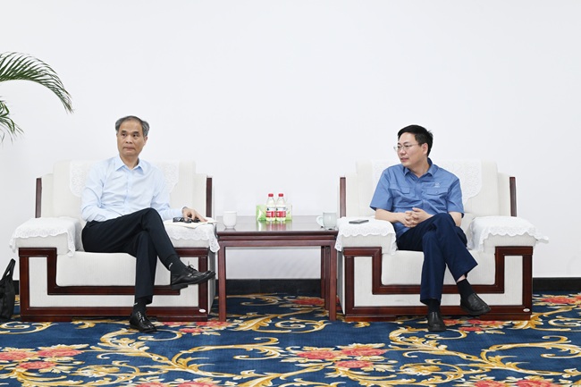 中原證券股份有限公司黨委副書記、總經(jīng)理李昭欣一行到萬基控股集團(tuán)調(diào)研